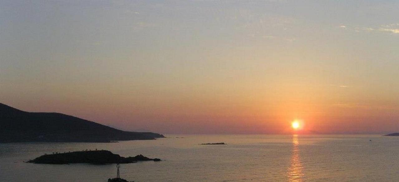 Endless Blue From Syros - Fabrika Resort House 1 Vári Exteriér fotografie